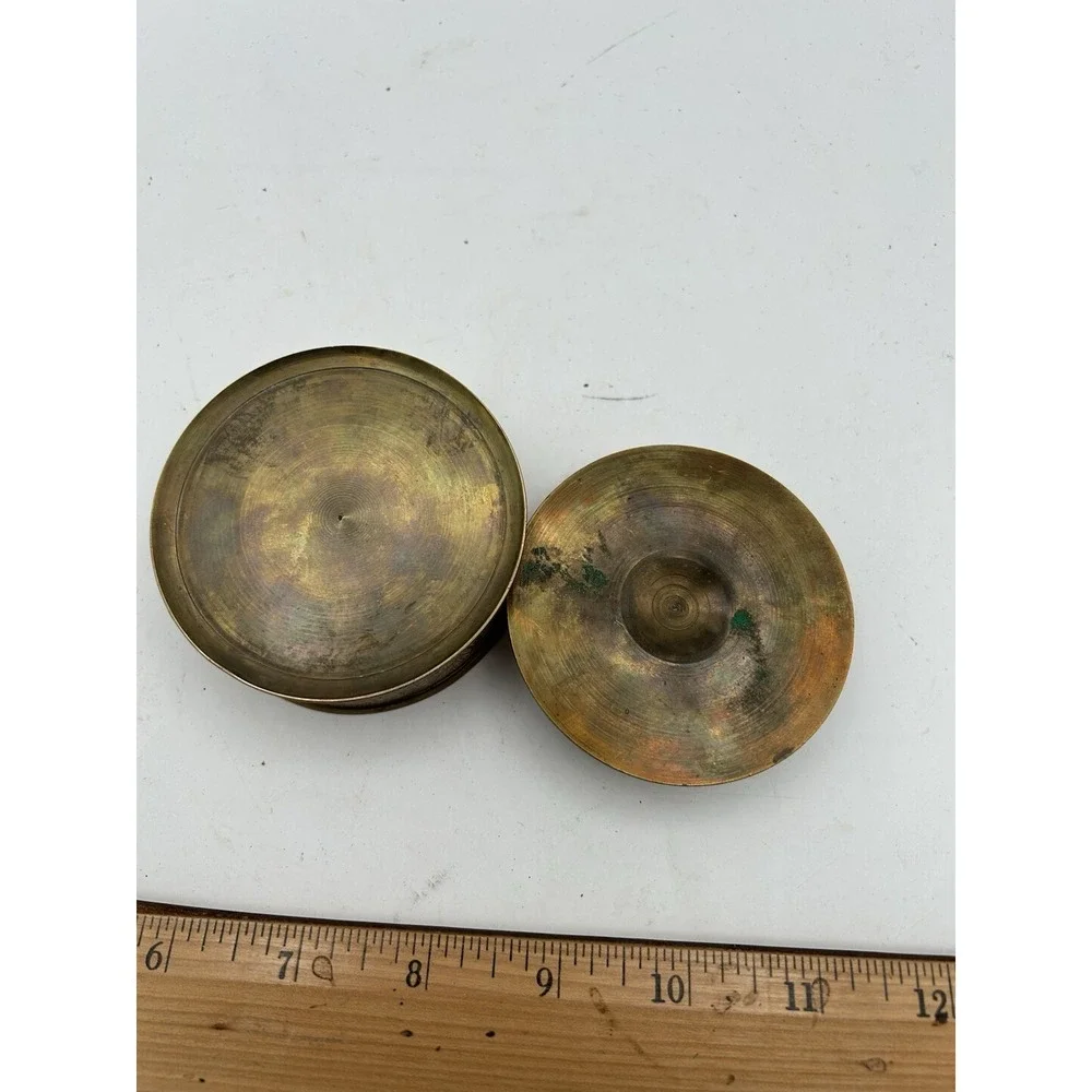 Vintage Brass Round Trinket / Jewelry Box Lidded Floral‎ Carving